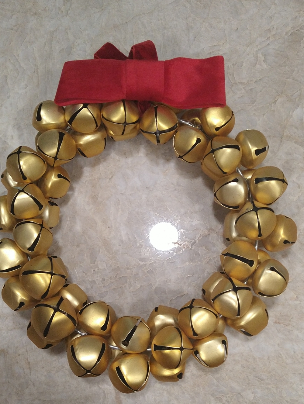 13" Brass Sleigh Bells Christmas Wreath With Red Velvet Ribbon